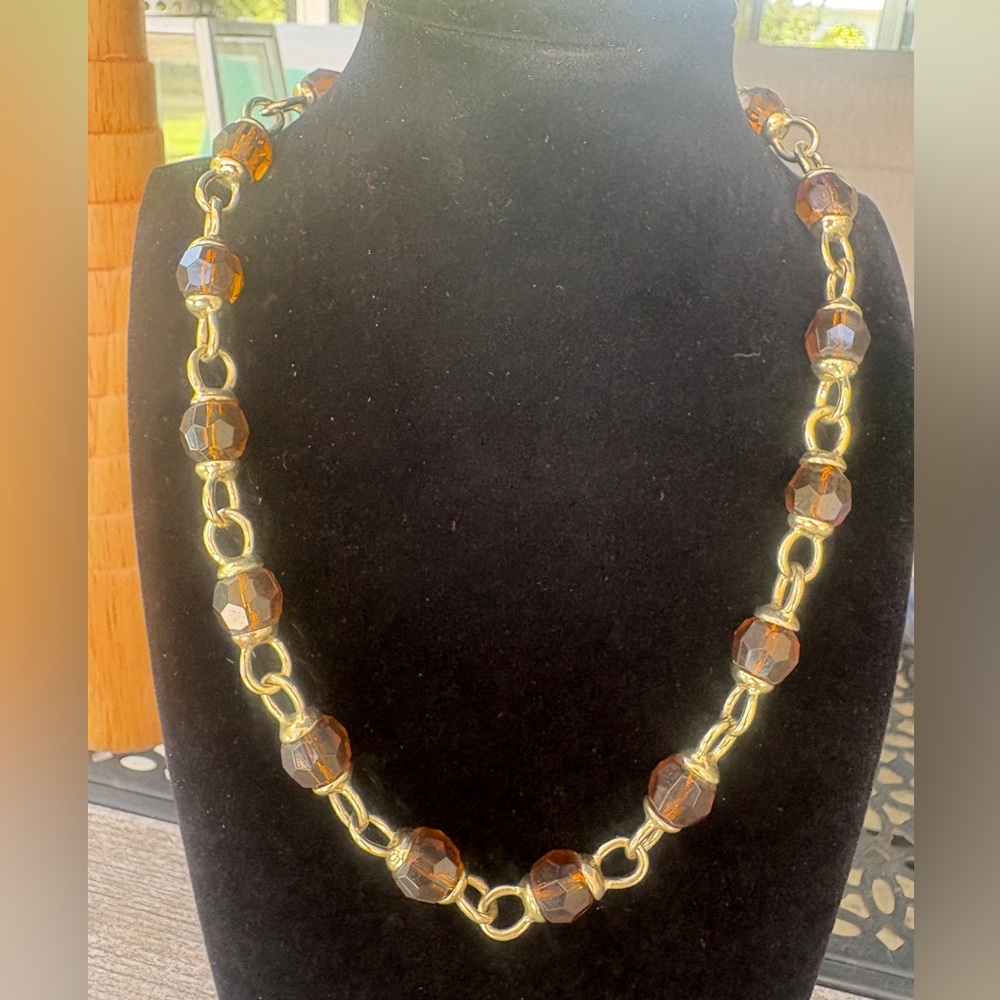 EUC, Anne Klein Necklace Gold Tone Dark Amber Glass Chain Link 16" Extension 3"